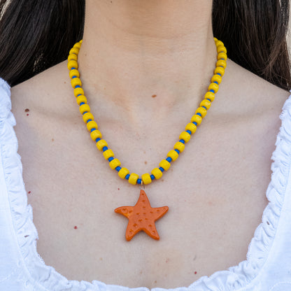 Collana con stella marina arancione