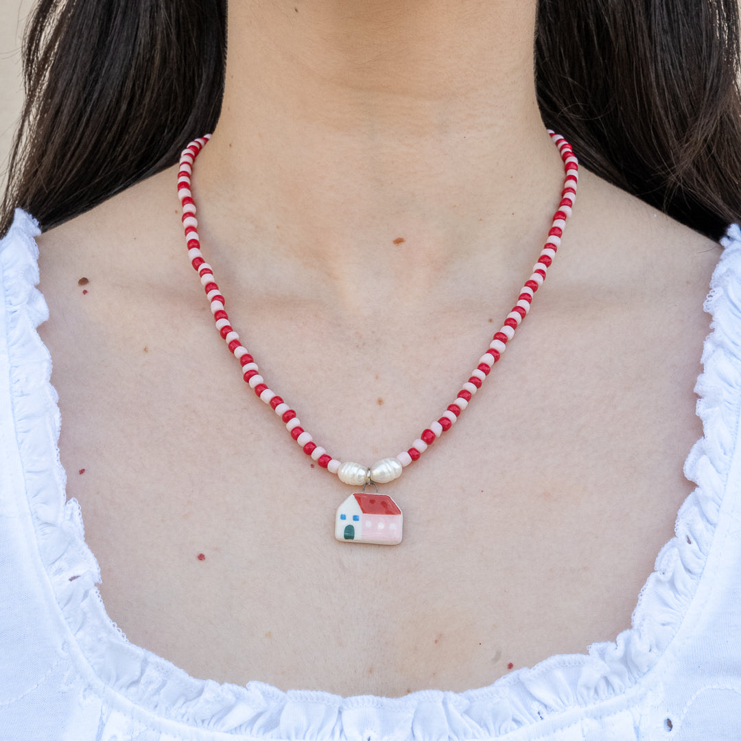 Collana con casetta