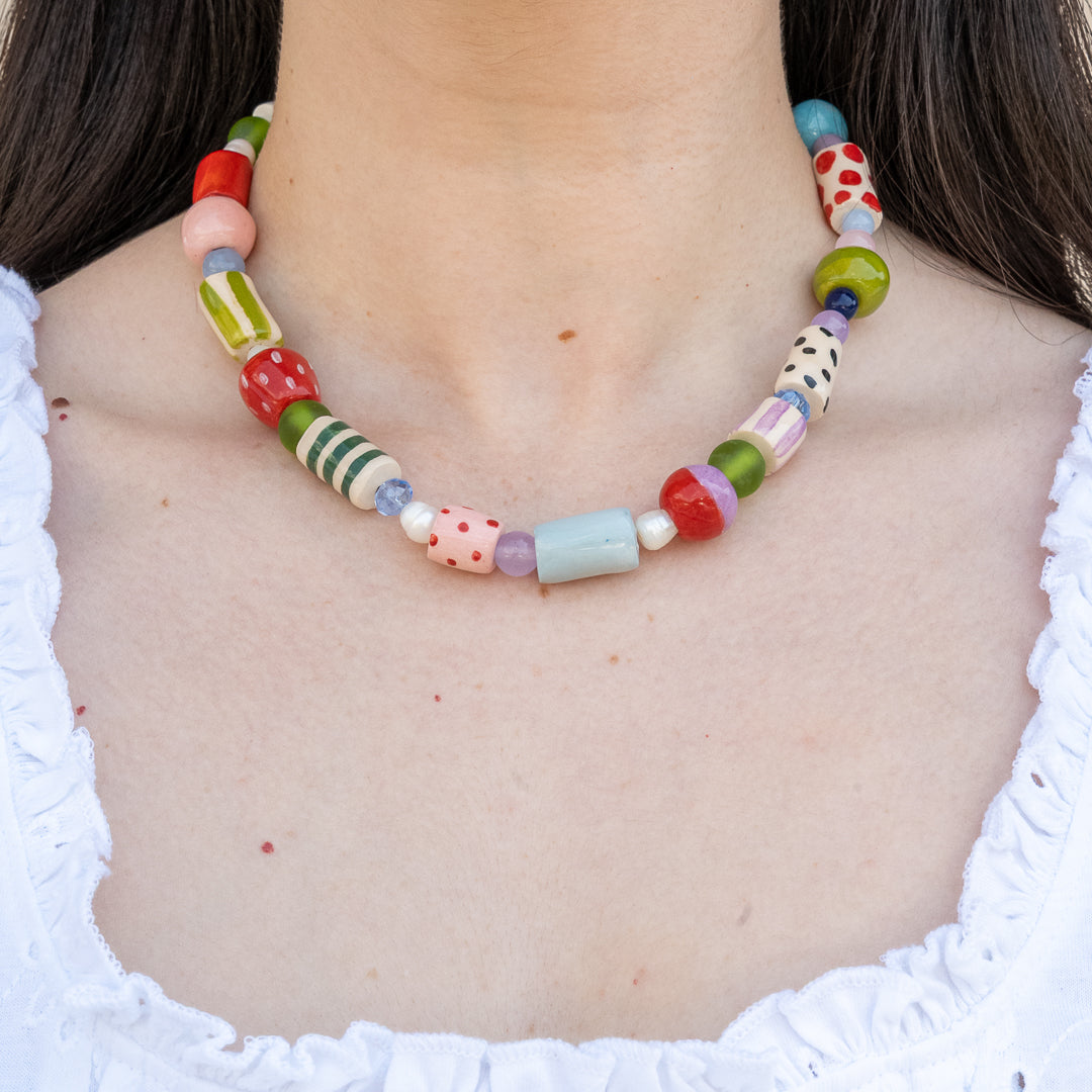 Collana con perline in ceramica colorate
