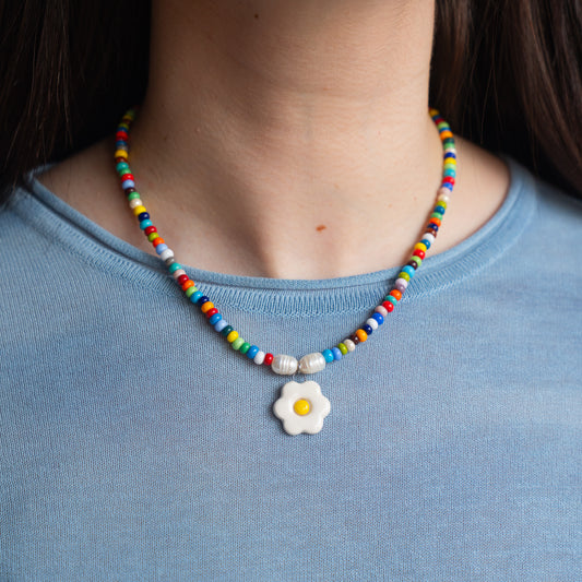 Collana colorata con margherita
