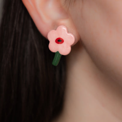 Orecchini a lobo con fiori