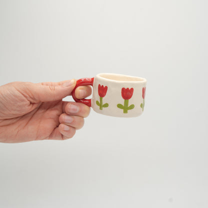Tazzina con tulipani