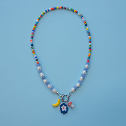 Collana con tris di ciondoli