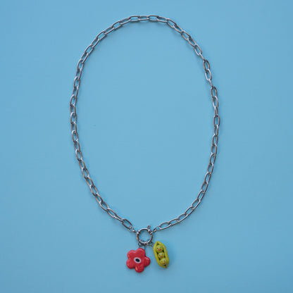 Catenella argento con pisellini e fiore