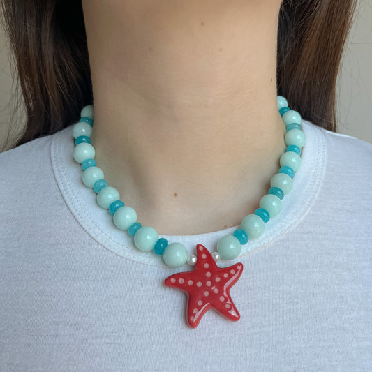 Collana con stella marina rossa
