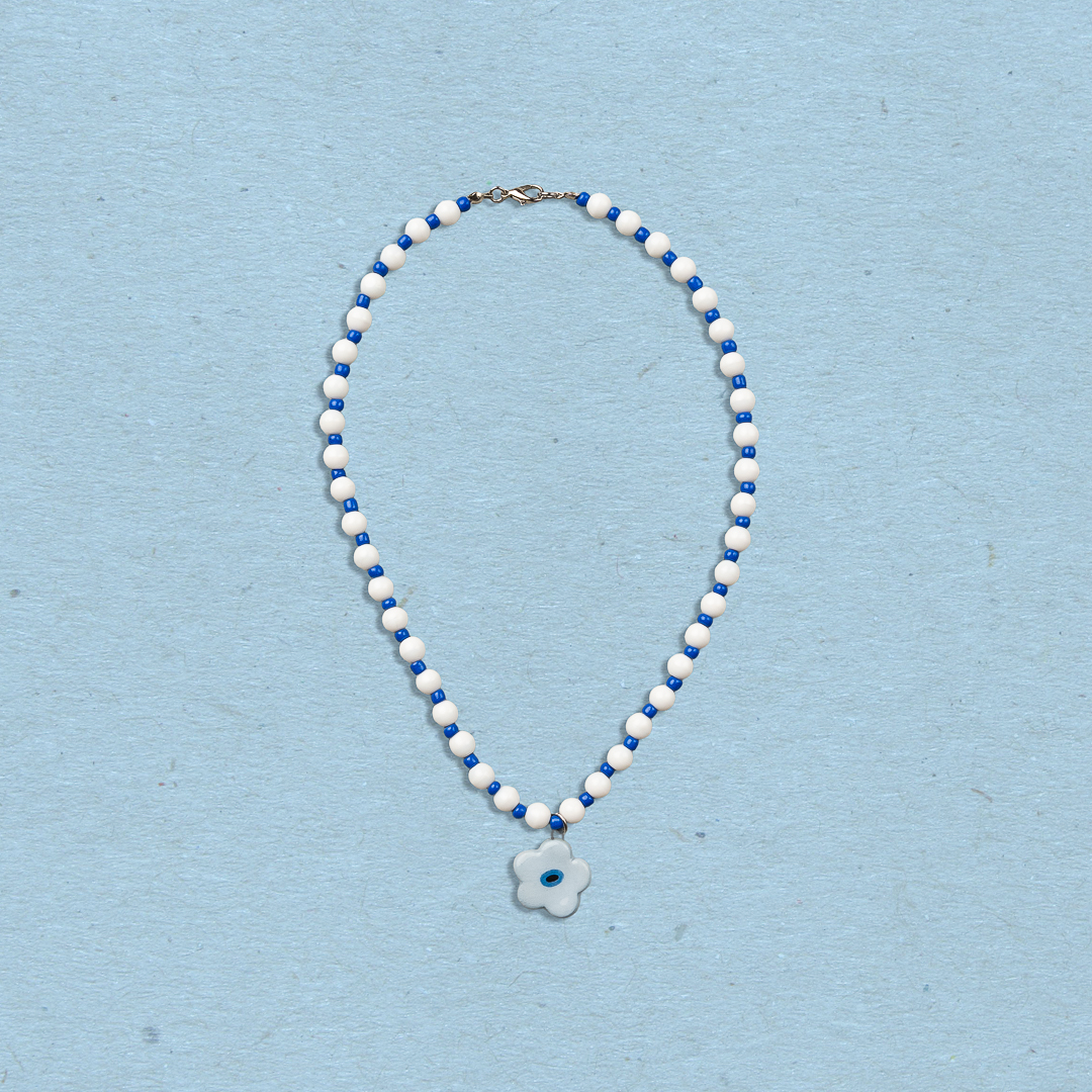 Collana con ciondolo fiore azzurro