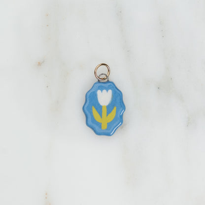 Ciondolo ovale con bordo ondulato