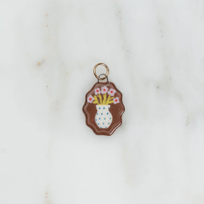 Ciondolo ovale con bordo ondulato