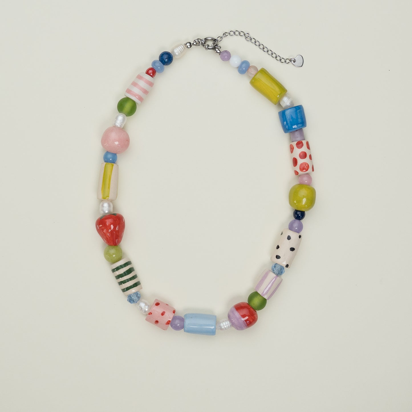 Collana con perline in ceramica