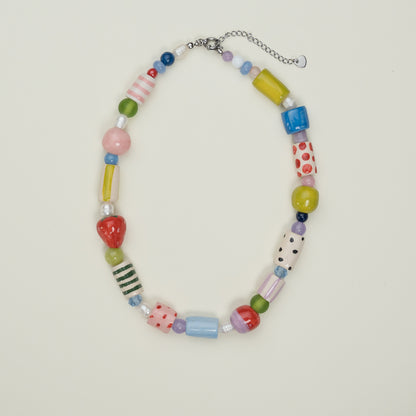 Collana con perline in ceramica