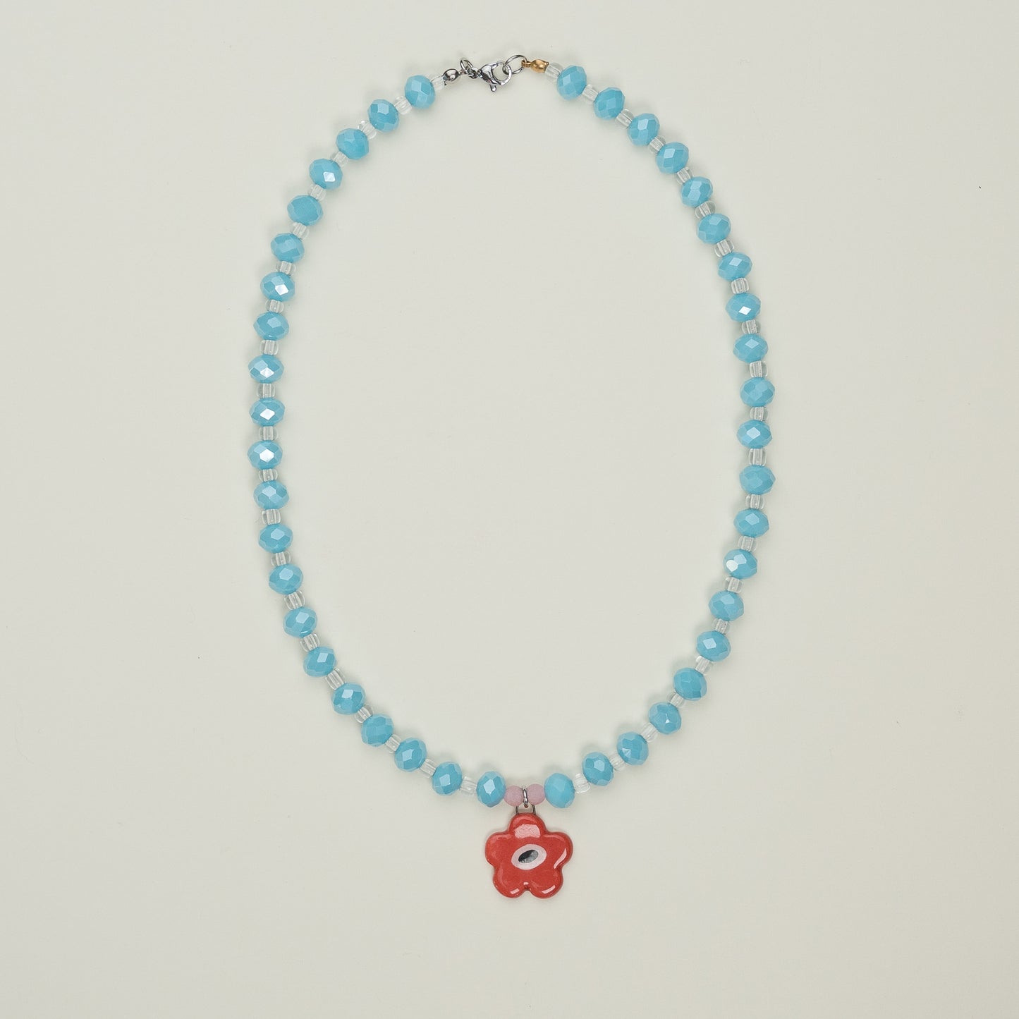 Collana con fiore rosso