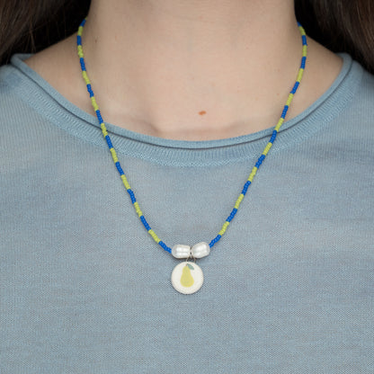 Collanina con ciondolo pera