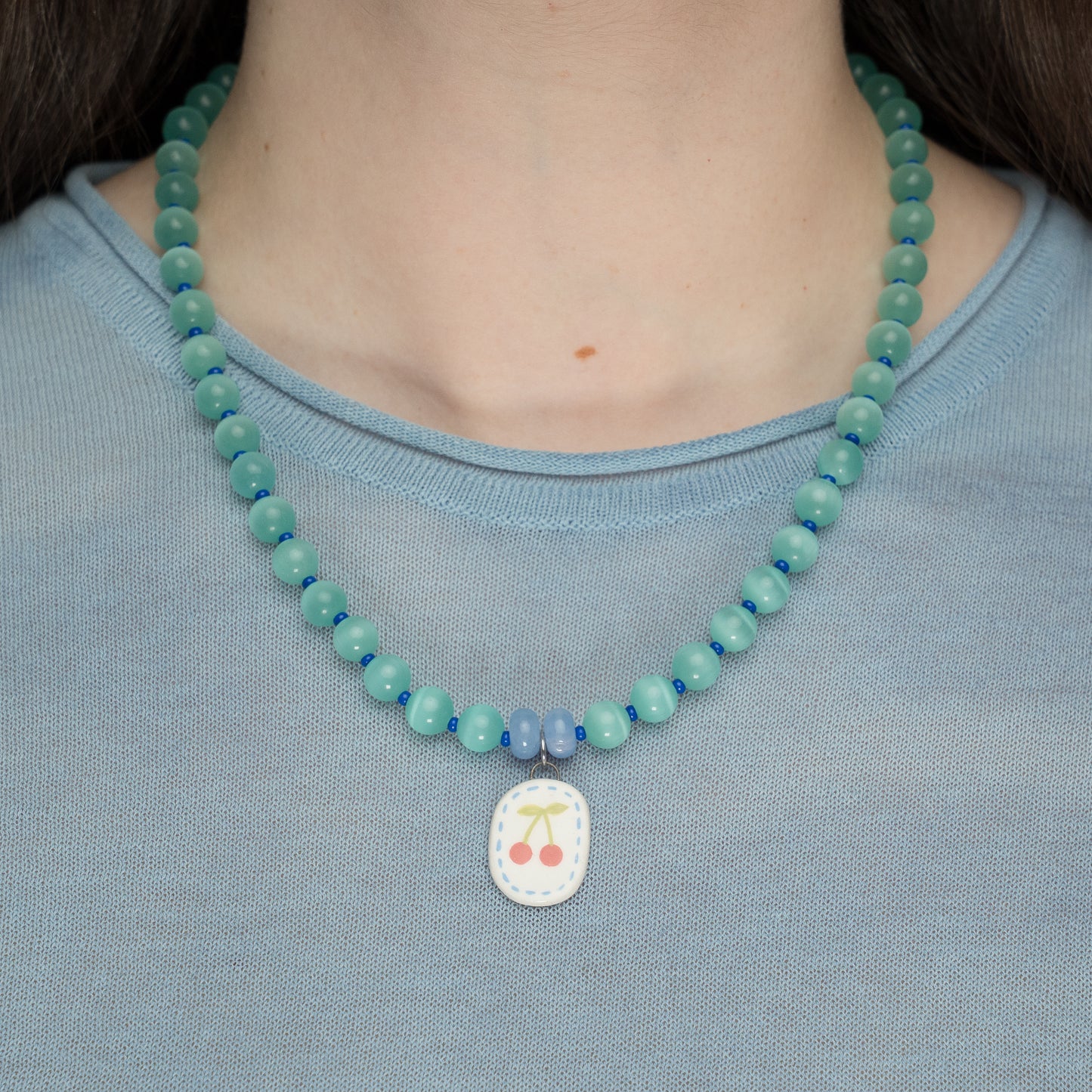 Collana con ciondolo ciliegia