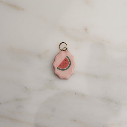 Ciondolo ovale con bordo ondulato