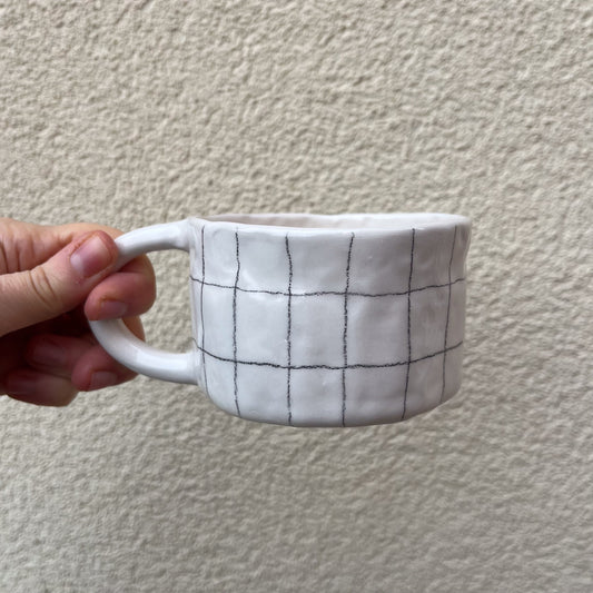 Tazza con pattern geometrico