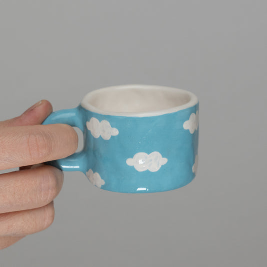 Tazzina con nuvolette