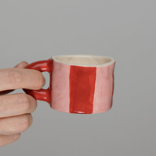 Tazzina a righe rossa e rosa