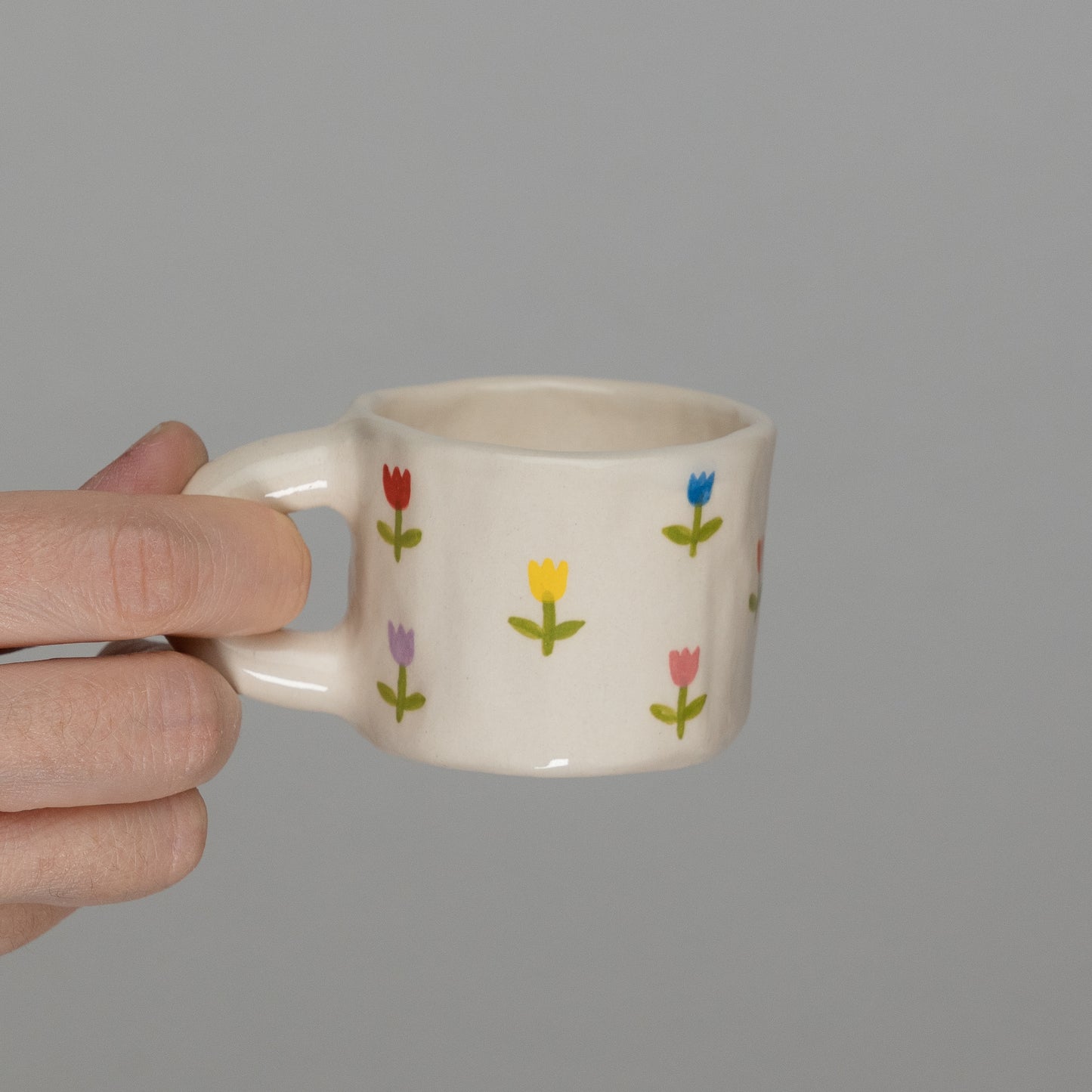 Tazzina con tulipani